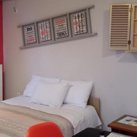 Theoni'S Apartments 西洛卡特伦 外观 照片