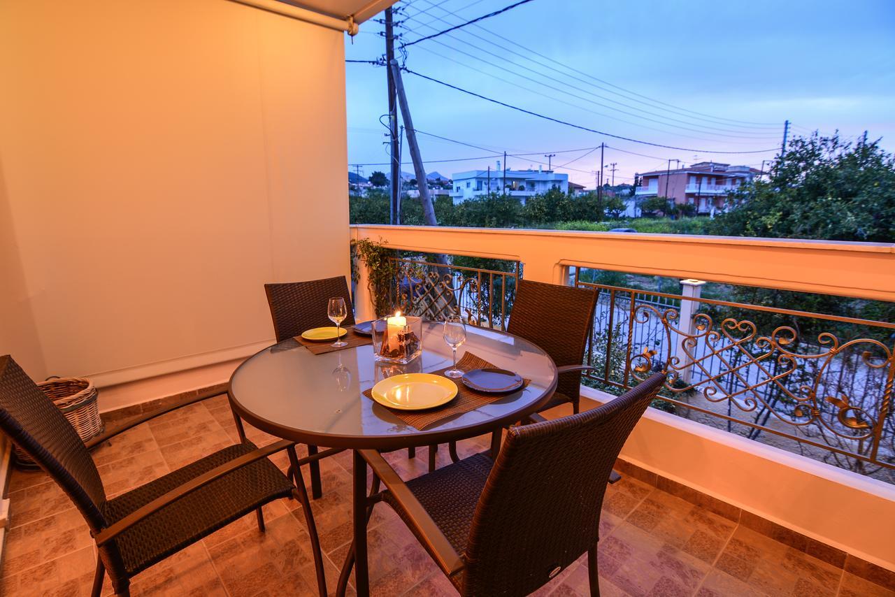 Theoni'S Apartments 西洛卡特伦 外观 照片