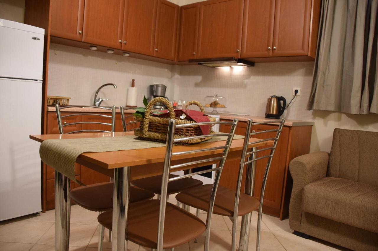 Theoni'S Apartments 西洛卡特伦 外观 照片